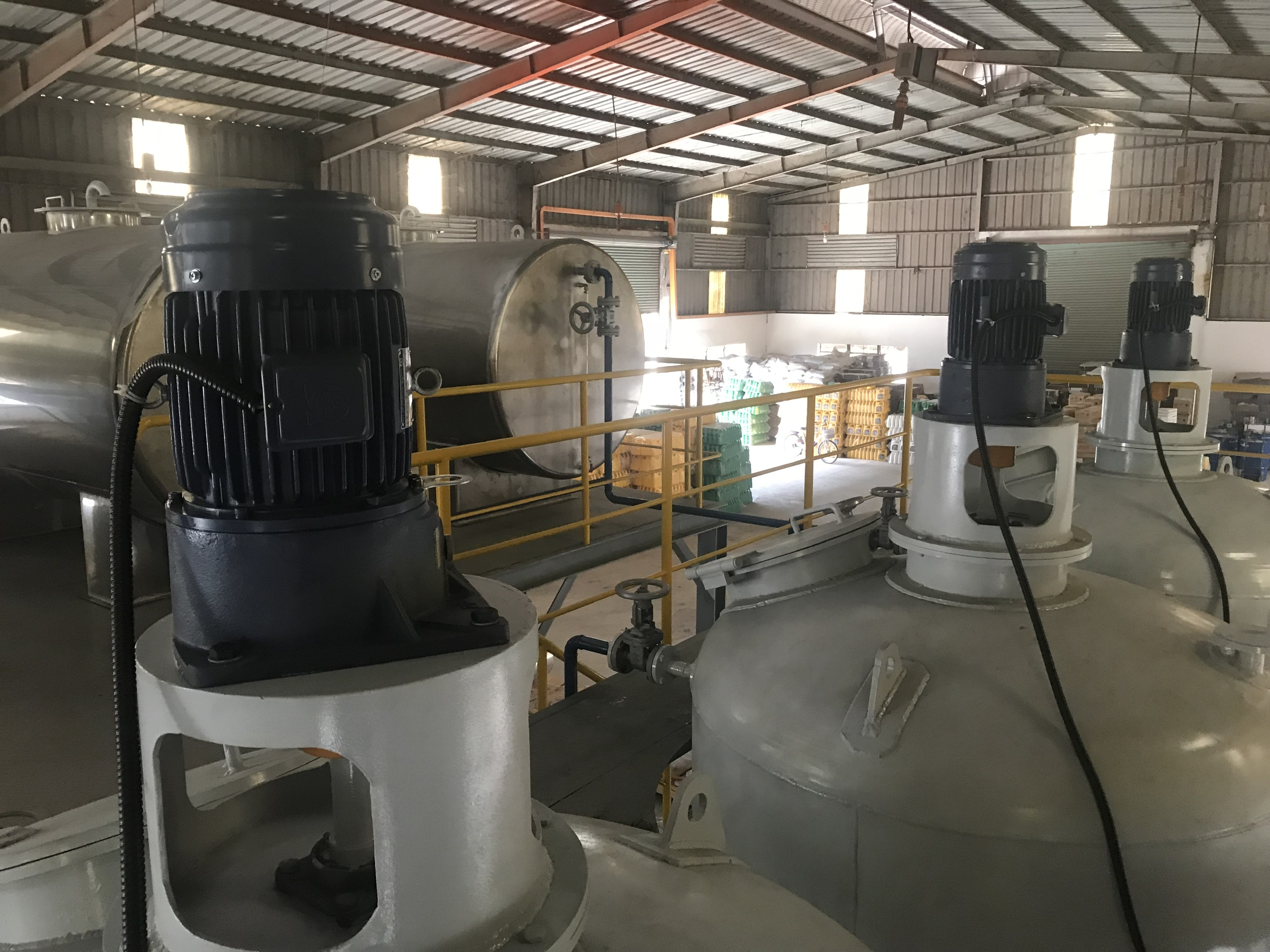 thiet-bi-chung-cat-condensate