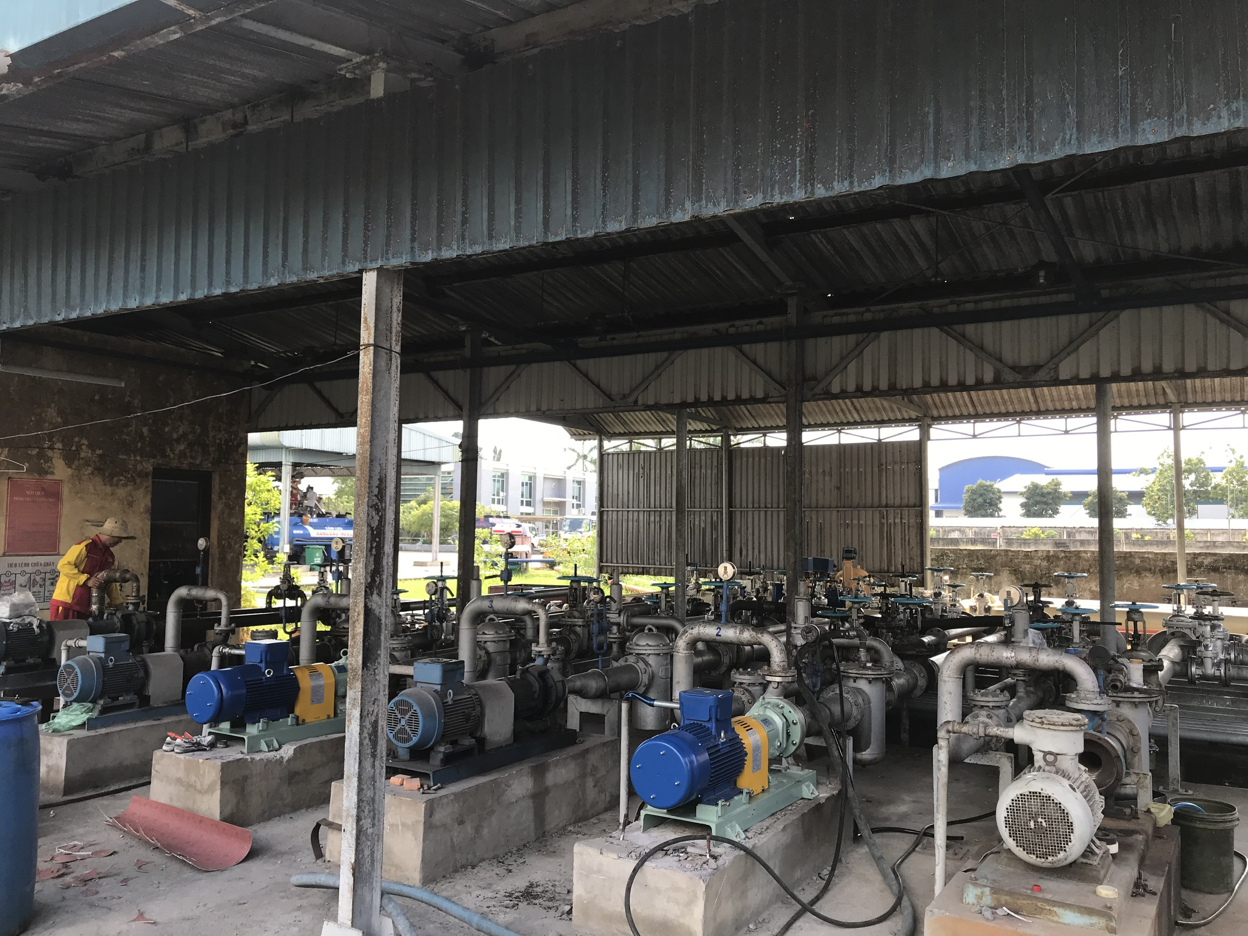 thiet-bi-chung-cat-condensate