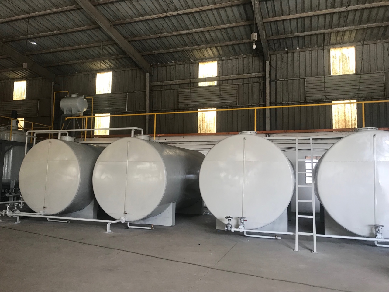 Bồn khuấy trộn, bồn áp lực, bồn chứa
